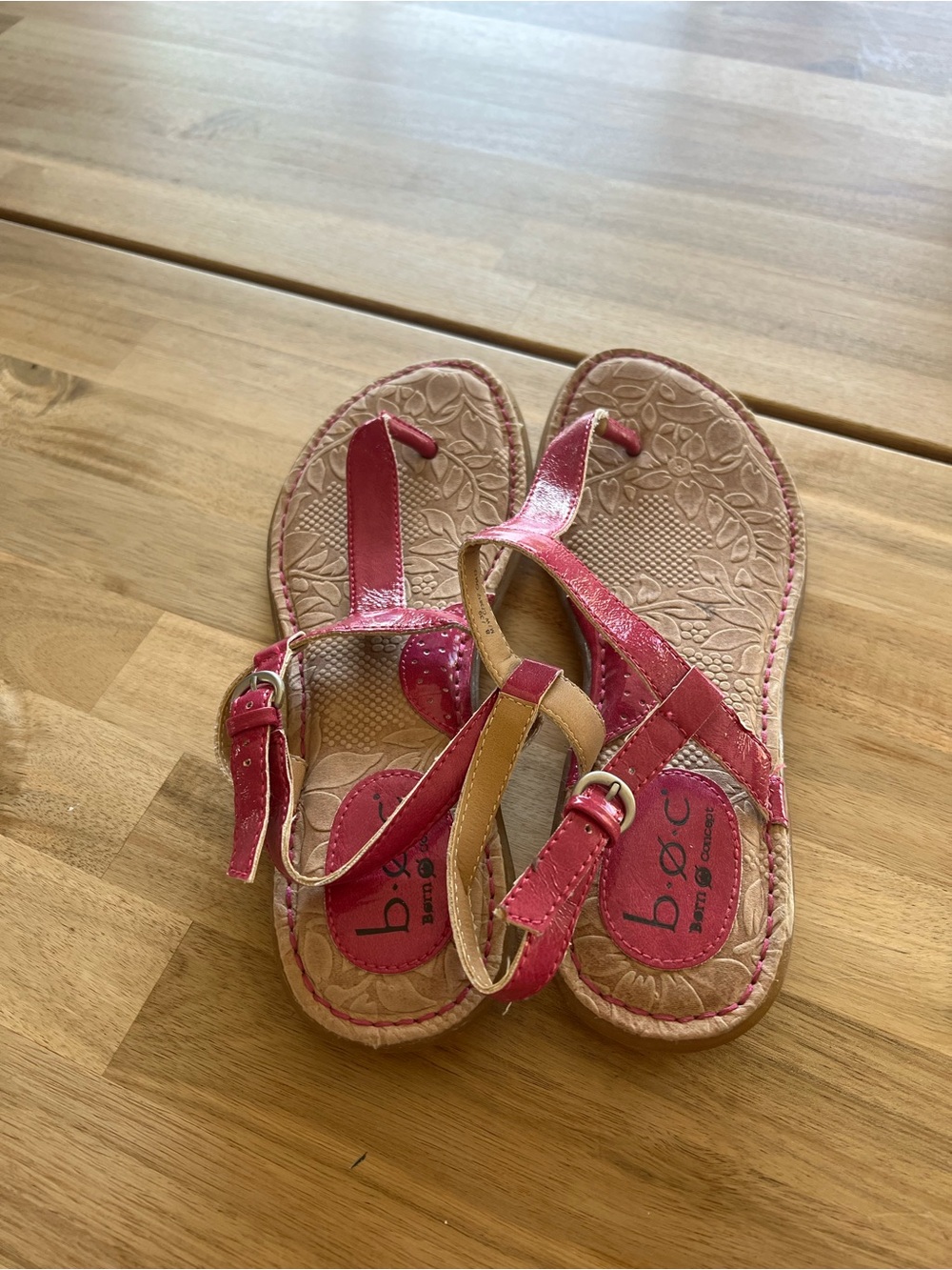 b.o.c. Pink Strappy Floral-Textured Sandals